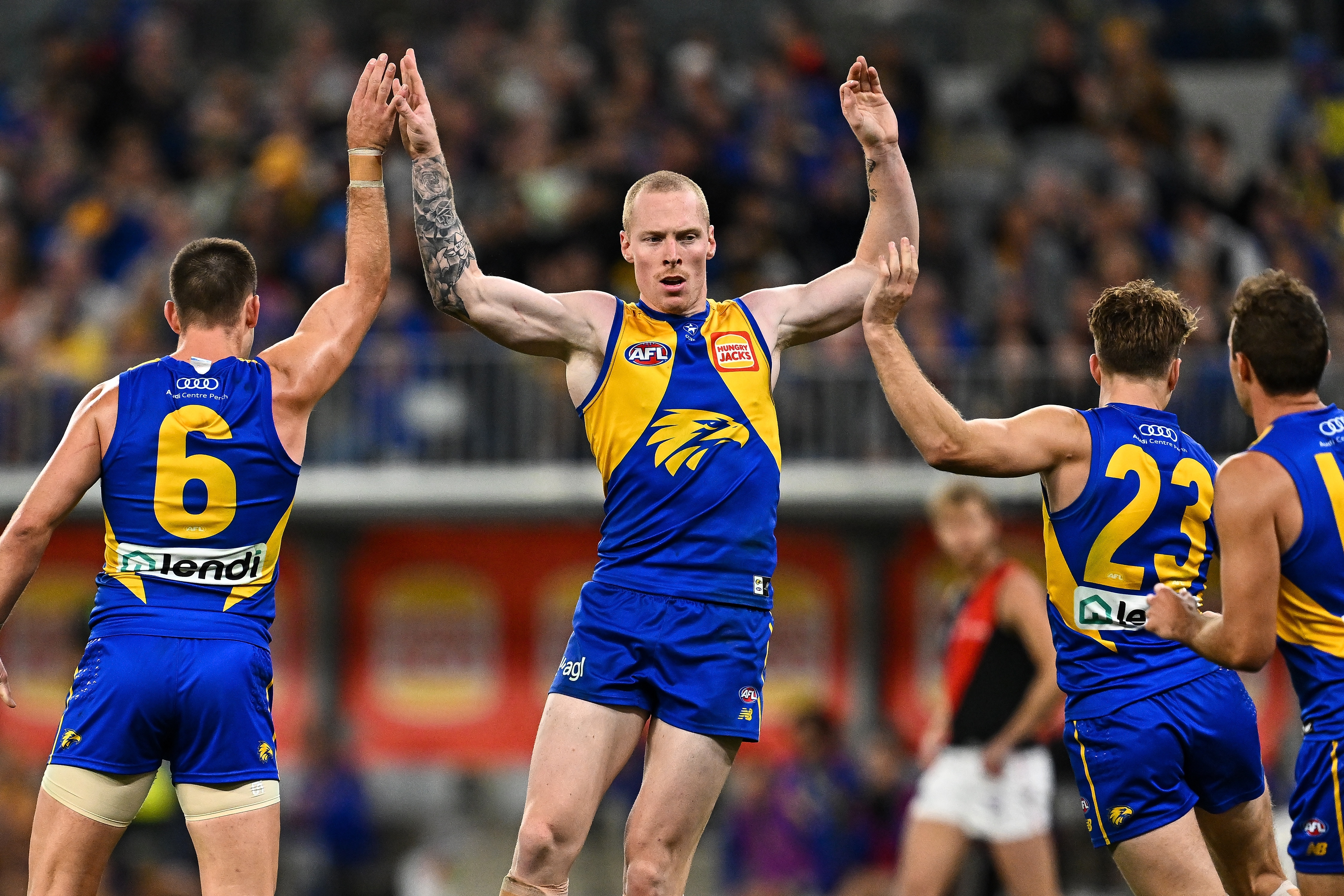 Williams answers ruck call, again